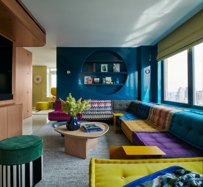 This Madison Avenue Duplex By Andrew Magnes Is Full Of Color