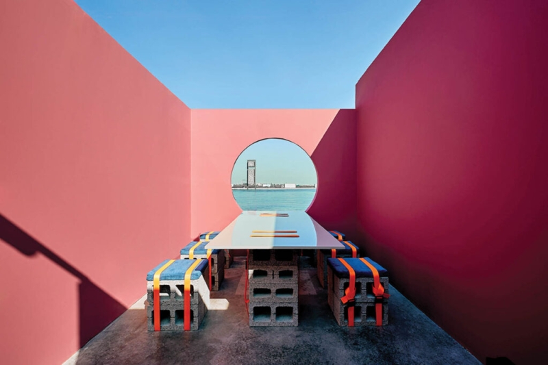 The Reward For Navigating This Pink Maze in Dubai? Coffee!