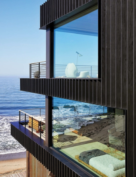 Soak In The Sunshine At This Malibu Beachfront Retreat