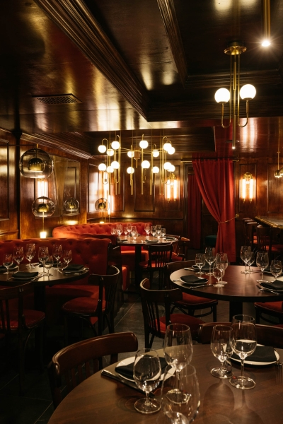 Step Back In Time To The 1920s At This New York Restaurant