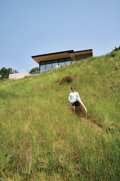 dSPACE Studio Creates A Coastal Home On Lake Michigan