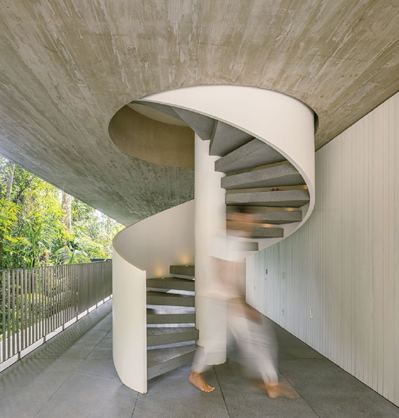 This Brazilian Beach House Seemingly Floats Among The Trees